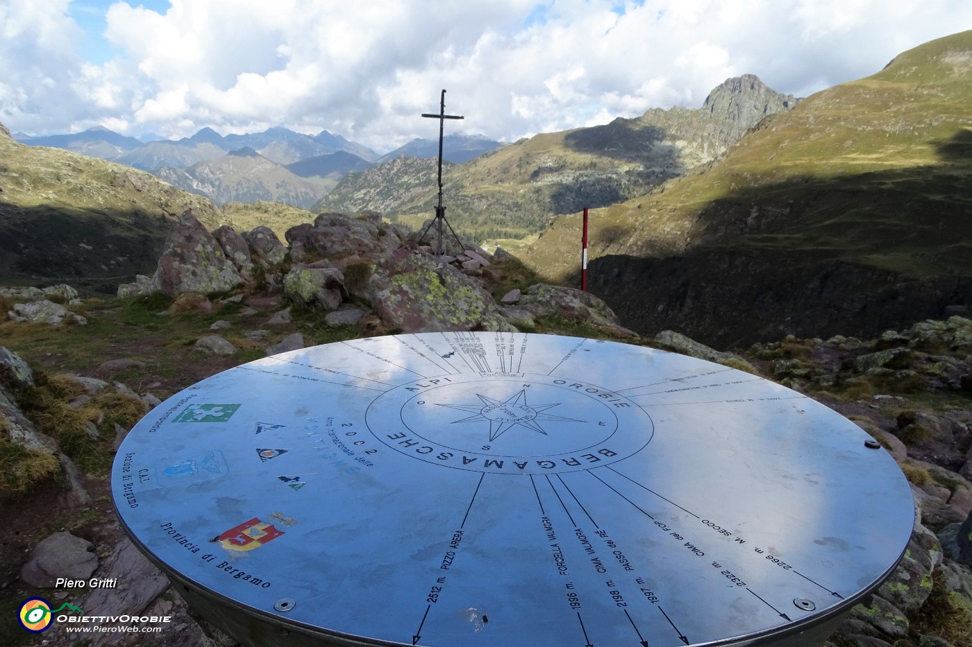 43 Piastra d'orientamento al Passo Laghi Gemelli.JPG